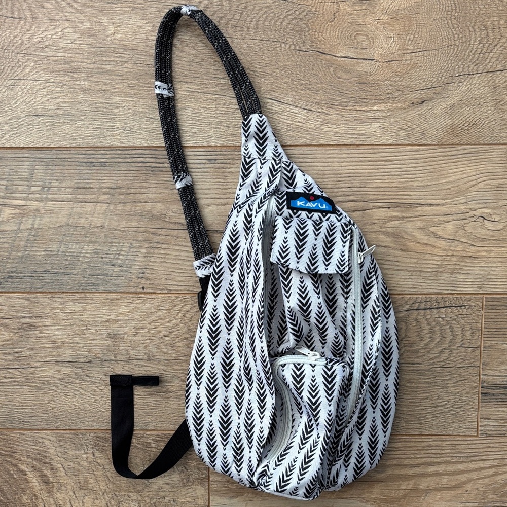 Kavu Rope Sling Crossbody Bag Shoulder School Hike Backpack Black/White Pattern